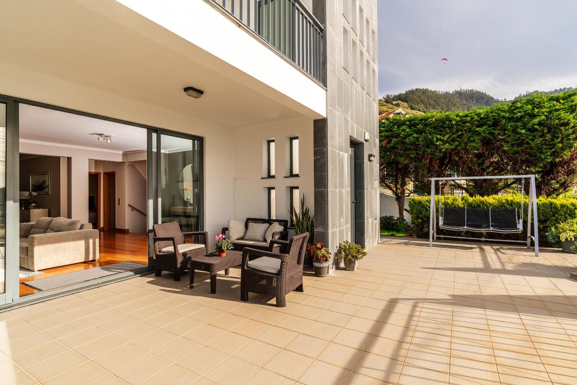 Villa Nunes, Big Holiday House With Private Pool Calheta  Exterior photo