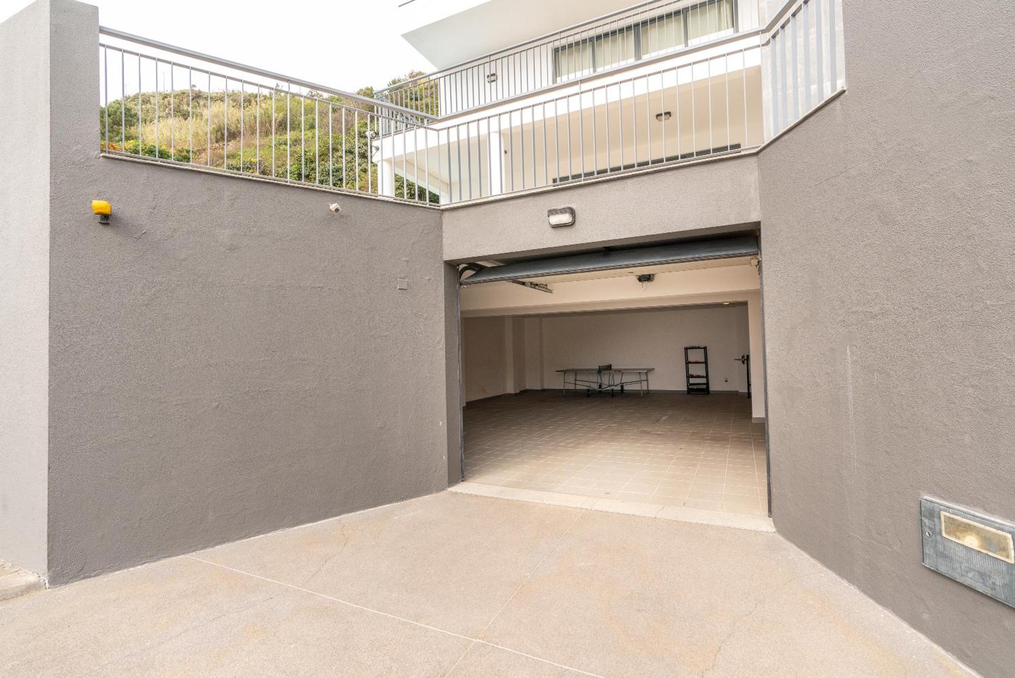 Villa Nunes, Big Holiday House With Private Pool Calheta  Exterior photo